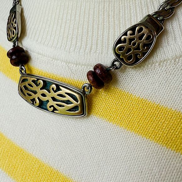 Vintage 20" Twisted Rope Chain Necklace w/Gold-Toned Pendants & Beaded Accents - Picture 7 of 9